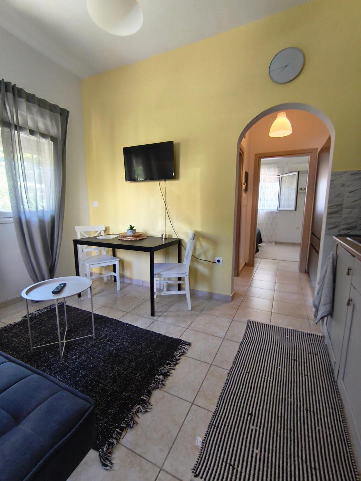 Cozy Apartment Ялиссос Экстерьер фото